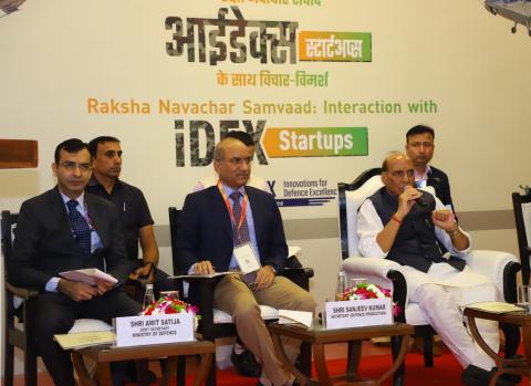 रक्षा नवचार संवाद आईडीईएक्स स्टार्टअप्स के साथ बातचीत - 5