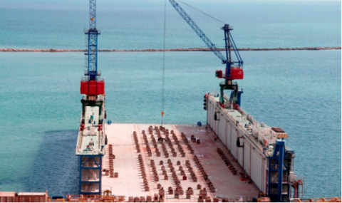 FLOATING DRY DOCK