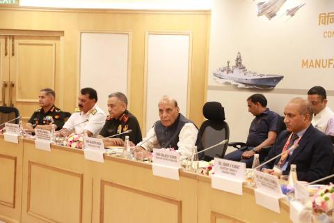 देश में रक्षा विनिर्माण के अवसरों पर सम्मेलन - 4