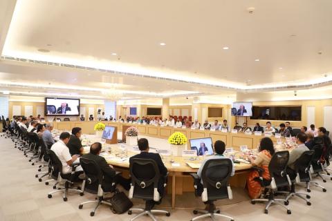 देश में रक्षा विनिर्माण के अवसरों पर सम्मेलन - 6