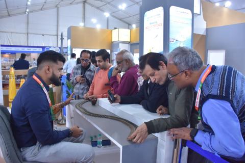 आईआईटीएफ 2025 में डीडीपी मंडप में दर्शकों की उल्लेखनीय बातचीत और भागीदारी देखी गई, जो भारत की स्वदेशी रक्षा प्रौद्योगिकियों में मजबूत सार्वजनिक रुचि को दर्शाती है। आगंतुकों का उत्साह और जुड़ाव रक्षा उत्पादन में आत्मनिर्भरता और वैश्विक प्रतिस्पर्धा की दिशा में भारत की यात्रा में विश्वास को रेखांकित करता है।
